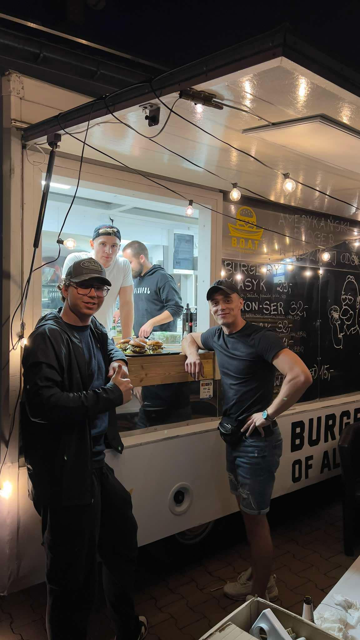 BOAT Burgers Background